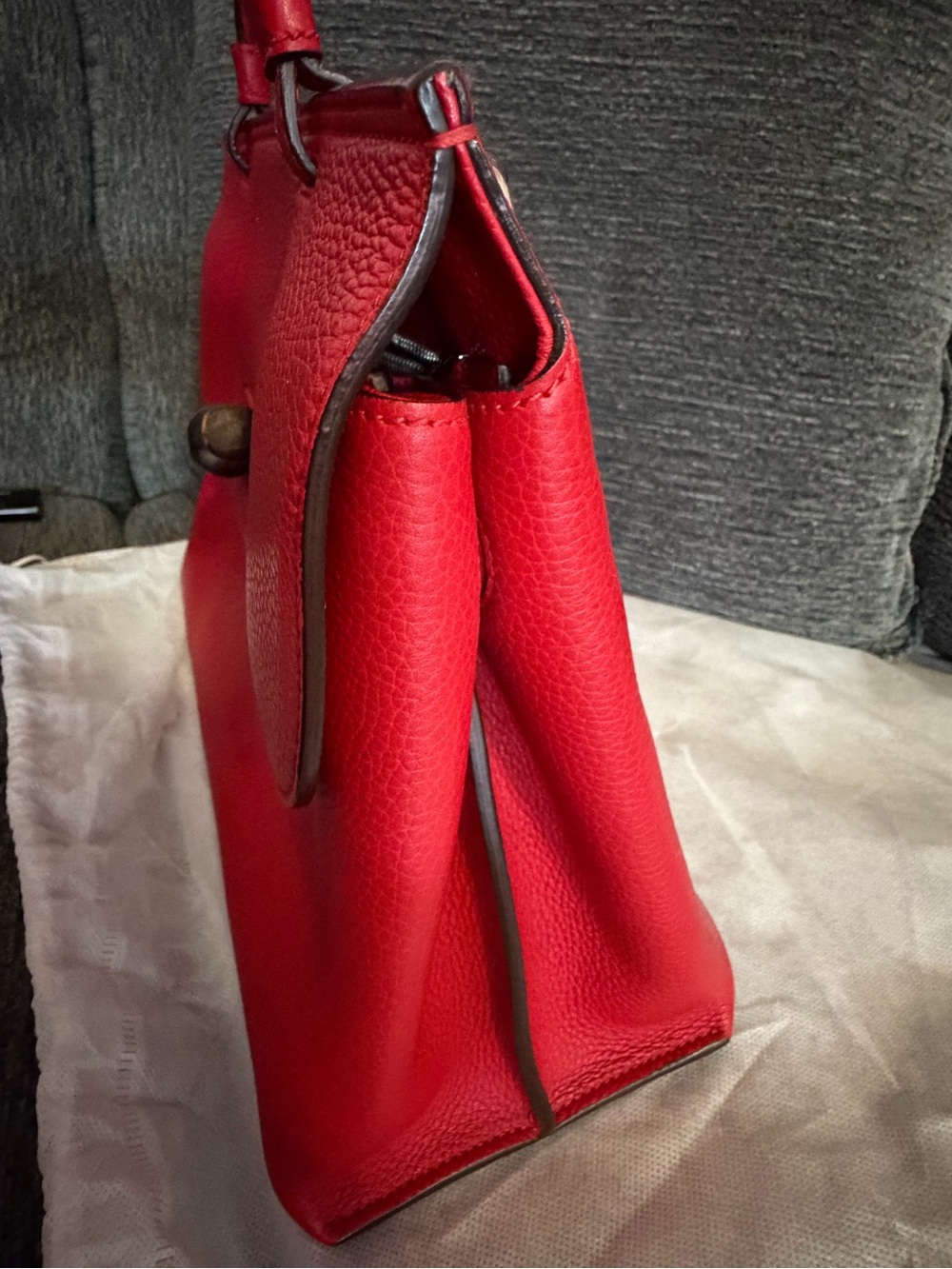 Gucci Pebbled Calfskin Large Bamboo Daily Top Handle Bag Red Shoulder/ Croosbody - Picture 7 of 16